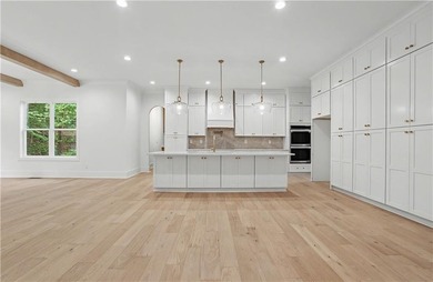 NEW PRICE | JUST COMPLETED CUSTOM HOME IN GATED DOCKSIDE - photo 7