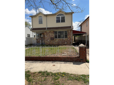 Fully renovated house includes new kitchen, bathrooms and all - photo 3