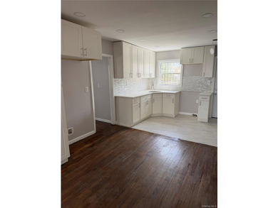 Fully renovated house includes new kitchen, bathrooms and all - photo 4