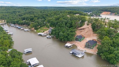 Discover the perfect setting for your custom luxury lakefront - photo 9
