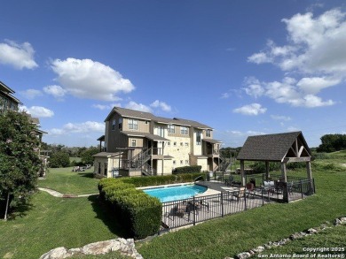 Lake McQueeney Condo For Sale in New Braunfels Texas