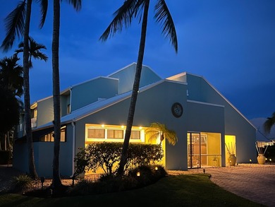 Designed by architect Brian Shores, this Intracoastal waterfront - photo 13