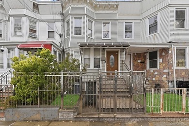 2 family home, perfect for both end-users and investors - photo 2