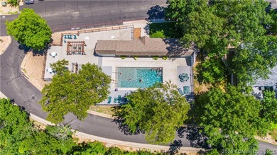 Excellent investment opportunity in the heart of Osage Beach! - photo 4