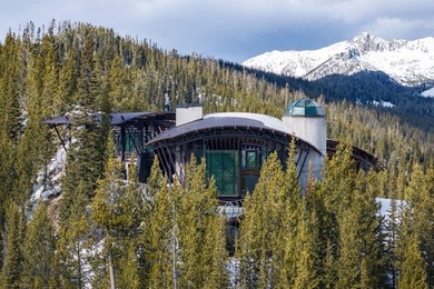Indisputably iconic, The Vancerra, the vanguard above the clouds - photo 13