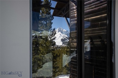 Indisputably iconic, The Vancerra, the vanguard above the clouds - photo 21