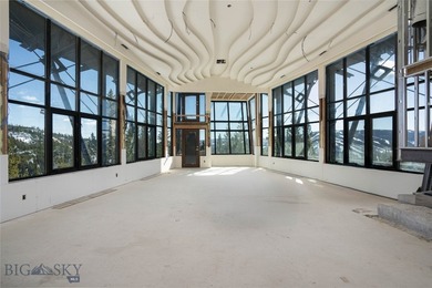Indisputably iconic, The Vancerra, the vanguard above the clouds - photo 23