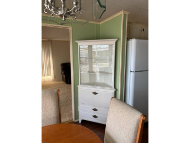 OWNER OPEN TO ALL REASONABLE OFFERS! IMMACULATE 2 BED 2 BATH - photo 24