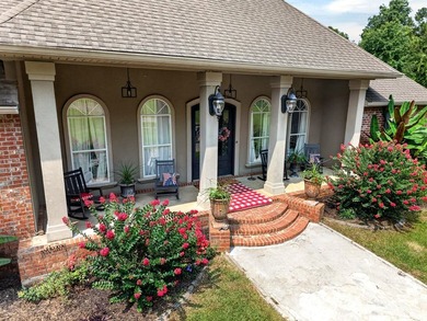 Welcome to 4 Logan Mason Lane, where modern comfort meets - photo 3