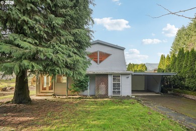 (private lake, pond, coastal) Home For Sale in Portland Oregon