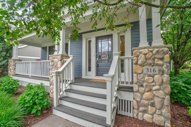 Welcome home to the highly sought-after Liberty Neighborhood - photo 2