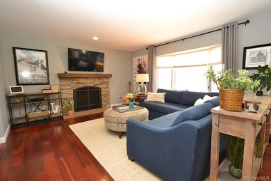 This Stately and spacious 4/5 bedroom Colonial is set on a - photo 7