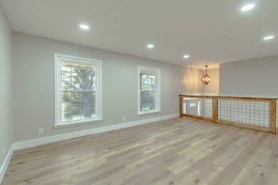 Welcome to your dream home! This stunning completely remodeled - photo 17