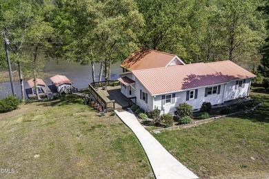 Beautiful 3BR/2BA waterfront home on Hyco Lake featuring amazing - photo 31