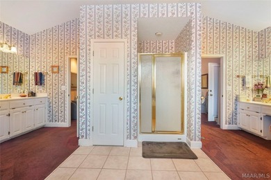 This stunning 3-bedroom, 3.5-bath brick beauty offers over 3,400 - photo 9