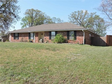 3100 S 98th St is the place to be. Nice one level family home - photo 1