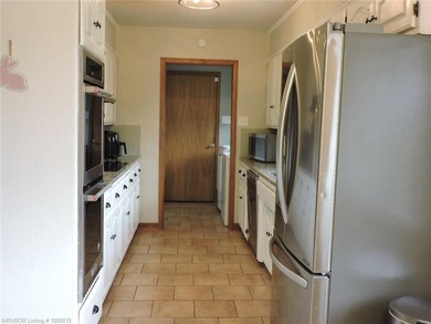 3100 S 98th St is the place to be. Nice one level family home - photo 3