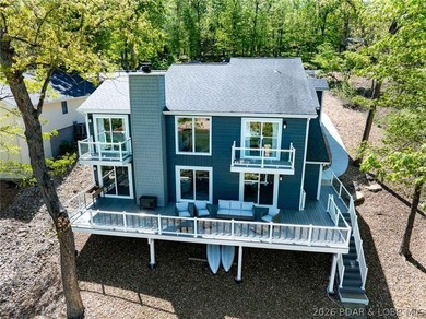 Lakefront home in highly sought-after 6 Mile Cove, Turnkey with - photo 4