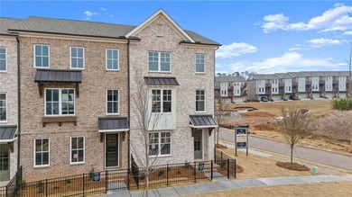 END UNIT TOWNHOME - looking for low maintenance living in an - photo 2