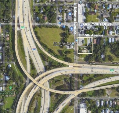 INVESTMENT HIGHLIGHTS
o Superior corner location, great - photo 4