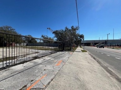 INVESTMENT HIGHLIGHTS
o Superior corner location, great - photo 6