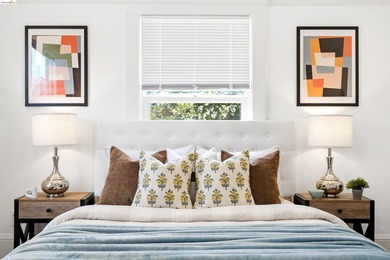 One lot, two renovated detached homes in Oakland's vibrant - photo 29