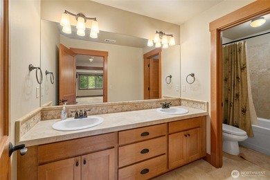 Nestled along the 18th hole of Prospector Golf Course, this - photo 29