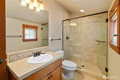 Nestled along the 18th hole of Prospector Golf Course, this - photo 31