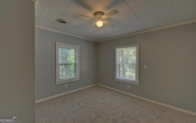 You want Deep water? Quiet Neighborhood! This home features a - photo 31