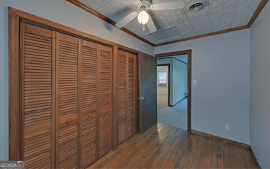 You want Deep water? Quiet Neighborhood! This home features a - photo 34