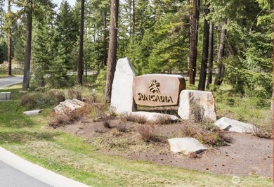 Nestled along the 18th hole of Prospector Golf Course, this - photo 36