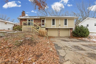 Lake Home For Sale in Lees Summit, Missouri