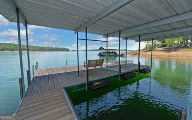 You want Deep water? Quiet Neighborhood! This home features a - photo 46