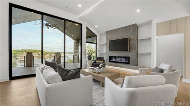 Luxury lakefront living w/ high-end finishes, exceptional - photo 10