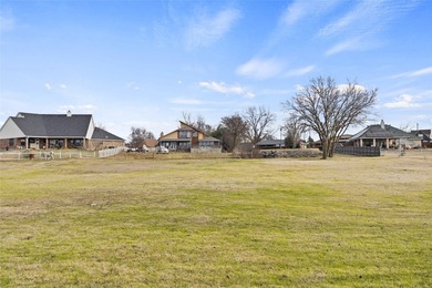 SITUATED IN THE EXCLUSIVE KITSEE KNOLL ESTATES, THIS RARE - photo 11
