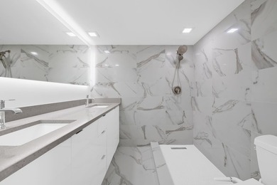 Beautifully renovated corner-unit townhome featuring 2 bedrooms - photo 20