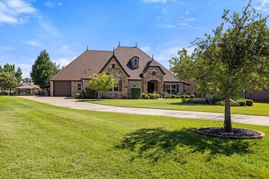 Welcome to your ultimate waterfront retreat in one of Granbury's - photo 3