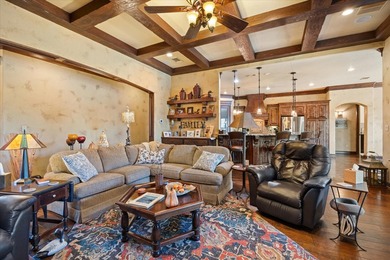 Welcome to your ultimate waterfront retreat in one of Granbury's - photo 9
