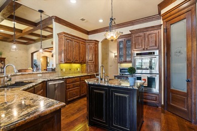 Welcome to your ultimate waterfront retreat in one of Granbury's - photo 10