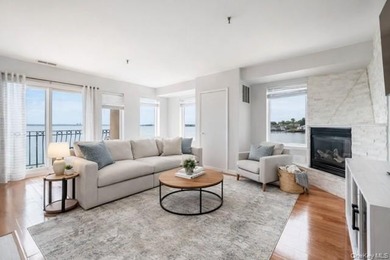 Waterfront Living at Its Finest! Enjoy breathtaking water views - photo 8