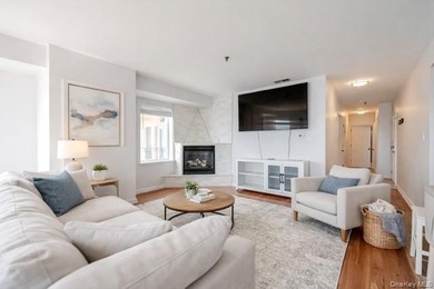 Waterfront Living at Its Finest! Enjoy breathtaking water views - photo 9
