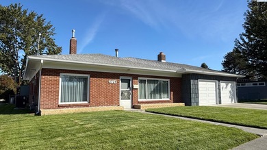 Columbia River - Klickitat County Home Sale Pending in Kennewick Washington