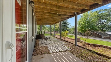 Affordable lake living with the features buyers are searching - photo 9