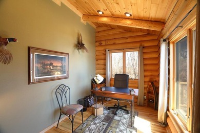 Lake Vermilion Log Home: Rare South Facing 3+BR, 3 BA, Like New - photo 12