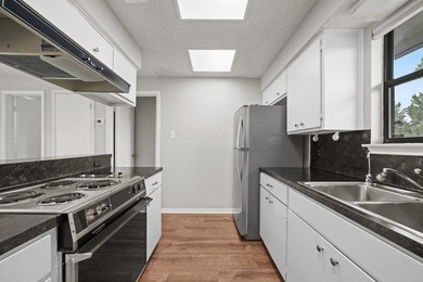 Experience the best of Horseshoe Bay living in this - photo 14