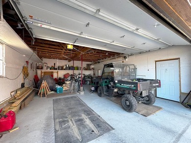 Lake Vermilion Log Home: Rare South Facing 3+BR, 3 BA, Like New - photo 19