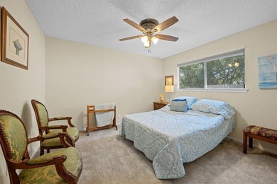 Lamar Peninsula Retreat under Majestic Coastal Oaks. Nestled - photo 20