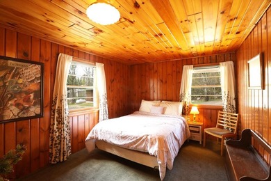 Lake Vermilion Log Home: Rare South Facing 3+BR, 3 BA, Like New - photo 23
