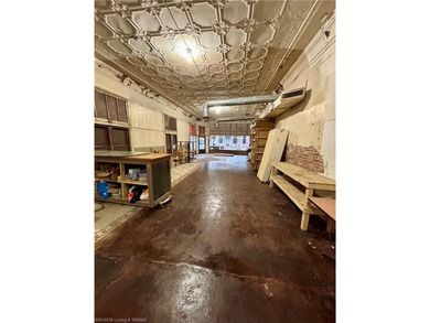 Great historic property in the entertainment district of - photo 6