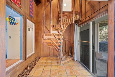 Lamar Peninsula Retreat under Majestic Coastal Oaks. Nestled - photo 26